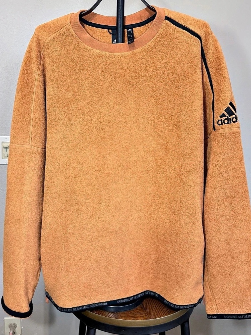 adidas Men's Orange Fleece Crew Neck Pullover Sweatshirt Logo XL Long Sleeve